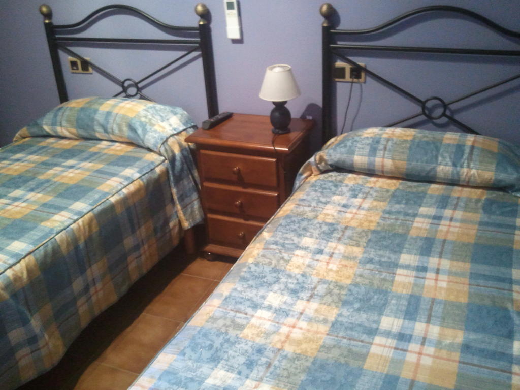 Hostal Can Barrina Arnés Zimmer foto